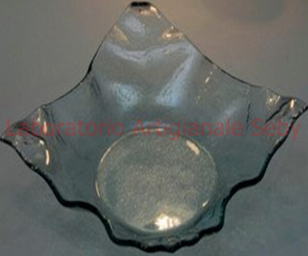 ART.22 cm.23,5 x 23,5 Centrotavola punte frastagliate